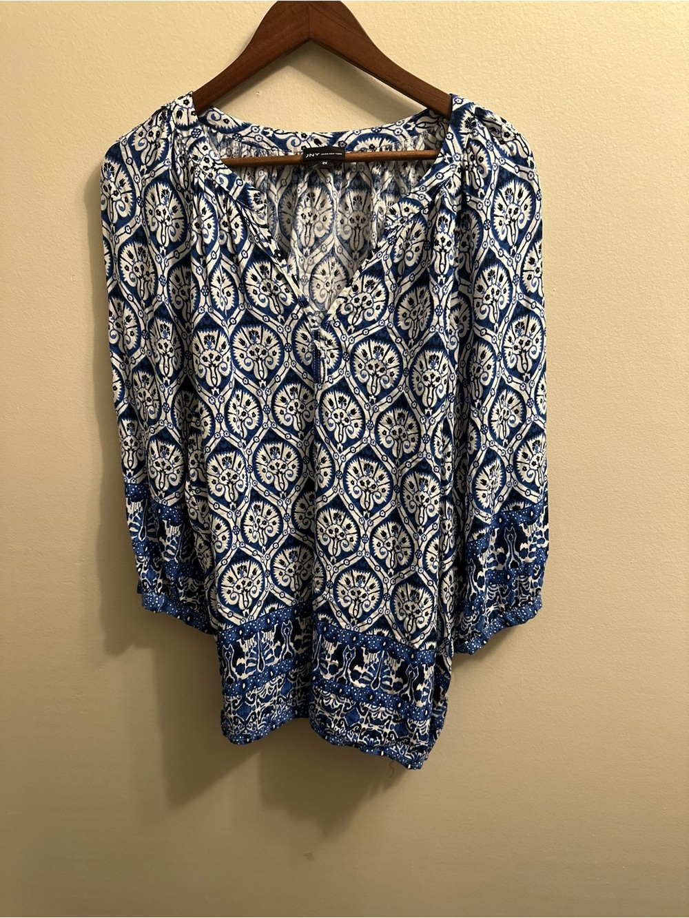 Jones New York Blue & White Medallion Tunic
